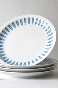 Lotus Plates. Danild / Cathrineholm. Danish design - Dinner / Lunch plates 8.25"