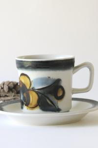 Inger Waage for Stavangerflint. SENJA Coffee Cup and saucer. Vintage Handpainted. Norwegian mid modern