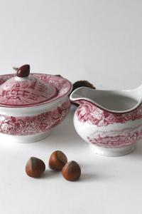 Pink Transferware by Wood & Sons. Sugar and Creamer. Beautiful Country Chic. Collectible Woodsware