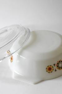 JAJ Pyrex. TOLEDO Bowl with orange and black flowers. Lid and dish. Pyrex Glass Stovetop. 1969s Collectible 