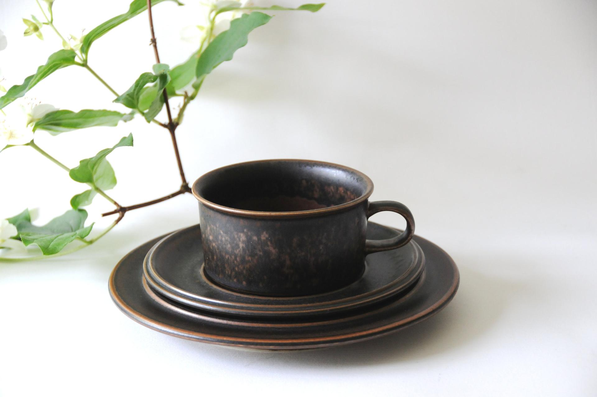 Arabia Finland RUSKA Tea set. Large Cup saucer and plate by Ulla Procope. Modern Stoneware Made in Finland