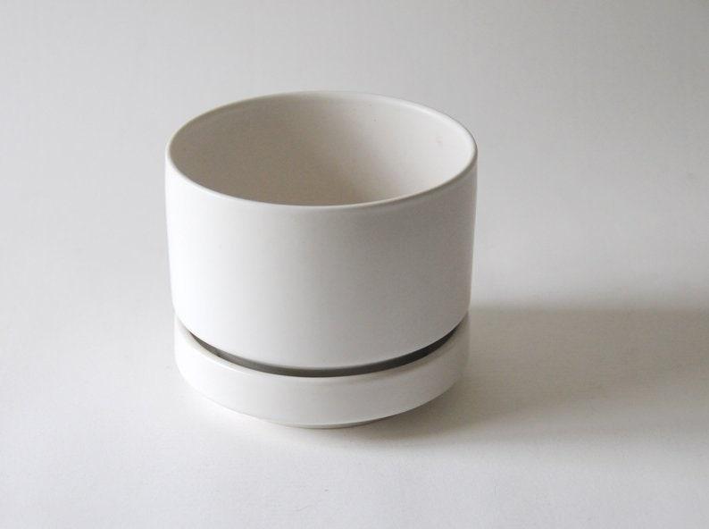 Arabia Finland Planter by Richard Lindh. White modernist Two-piece flower pot 