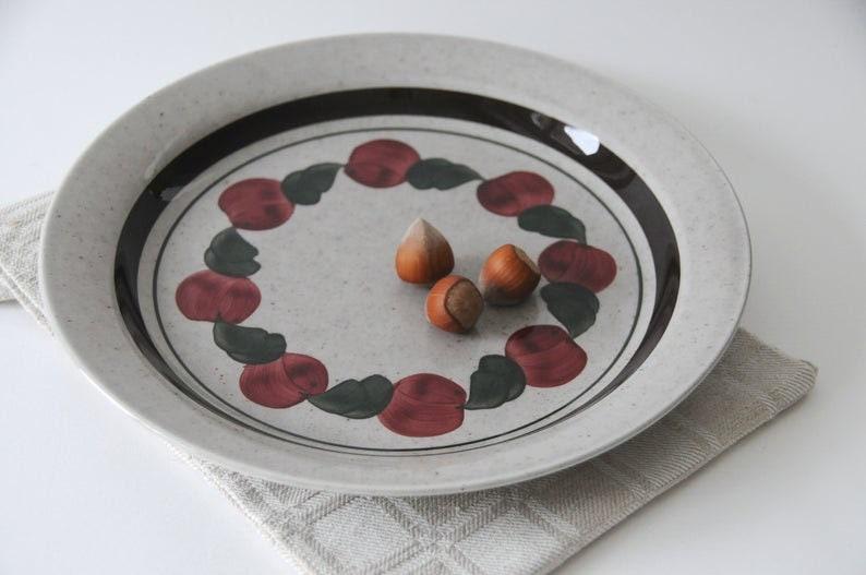 Rorstrand BIRGITTA. Large Dinner plate  by Jackie Lynd for Rorstrand. Scandinavian modern design