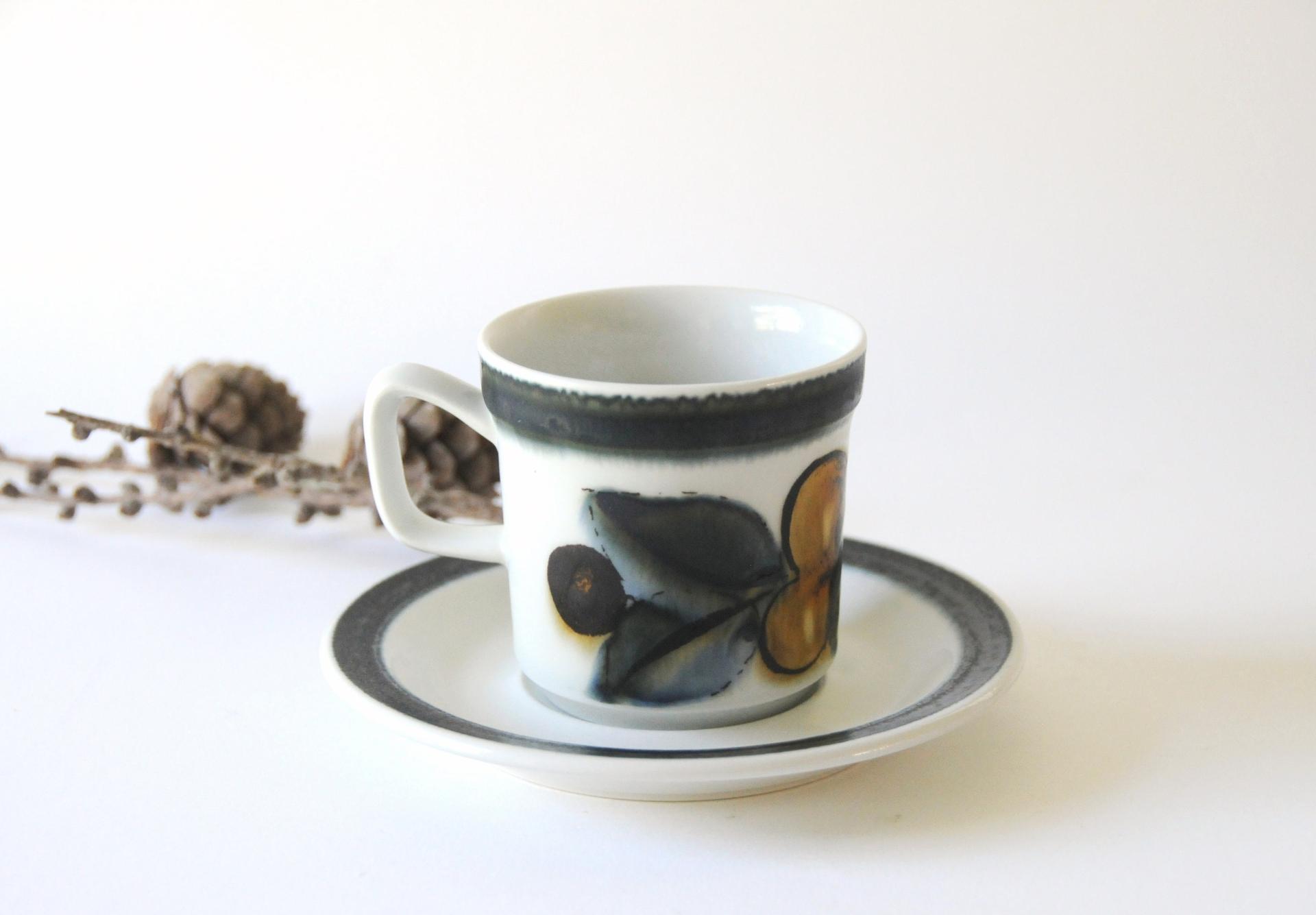 Inger Waage for Stavangerflint. SENJA Coffee Cup and saucer. Vintage Handpainted. Norwegian mid modern