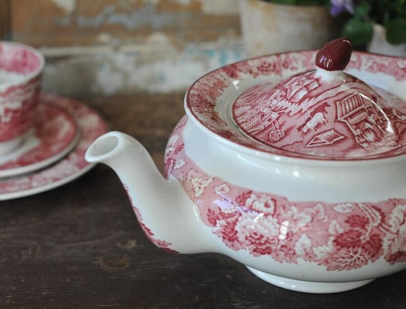 Teapot Pink Transferware by Wood & Sons. Beautiful Country Chic Tea pot Made in England. Collectible Woodsware