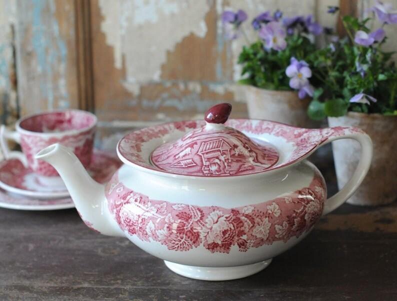 Teapot Pink Transferware by Wood & Sons. Beautiful Country Chic Tea pot Made in England. Collectible Woodsware