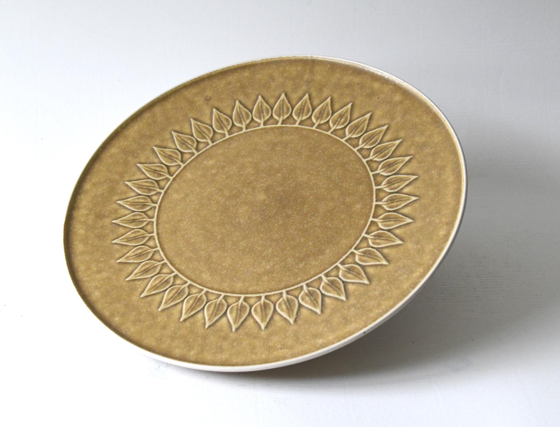 Quistgaard RELIEF Footed Dish for Cake or Fruit. Danish design. Scandinavian Stoneware. Mid century modern