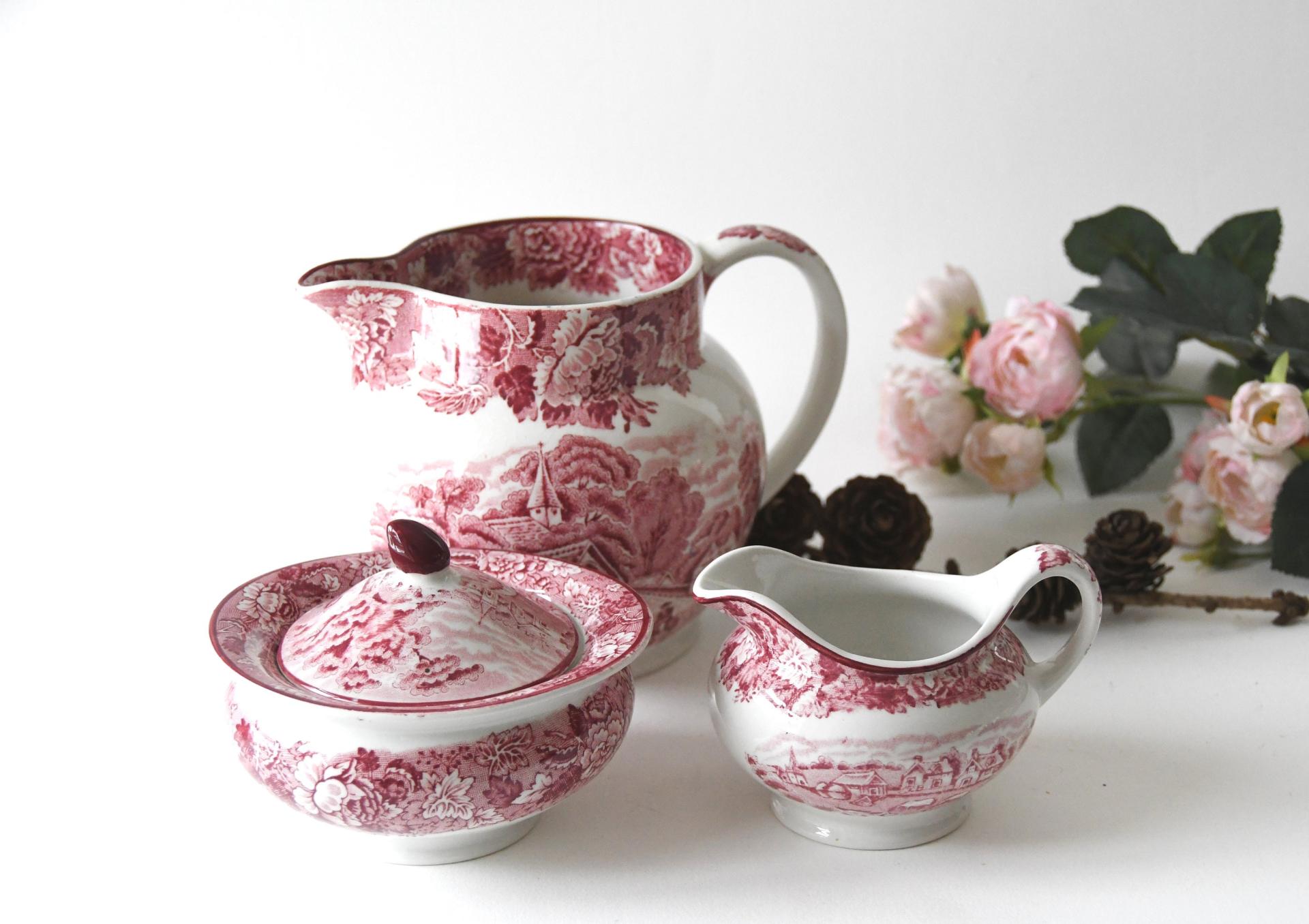 Pink Transferware by Wood & Sons. Sugar and Creamer. Beautiful Country Chic. Collectible Woodsware